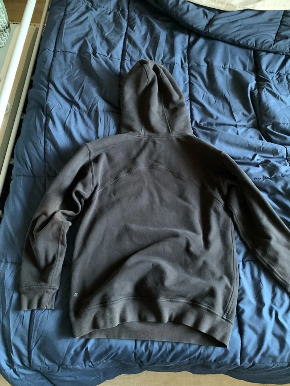 lululemon athletica Black Pullover Hoodie Size 8 - Picture 2 of 5